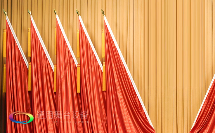 專注舞臺(tái)阻燃幕布、舞臺(tái)機(jī)械，源頭生產(chǎn)廠家！因?yàn)閷I(yè)，所以放心！